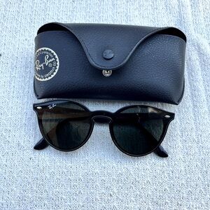 Ray-Bans Black Rounded Cat Eye Sunglasses